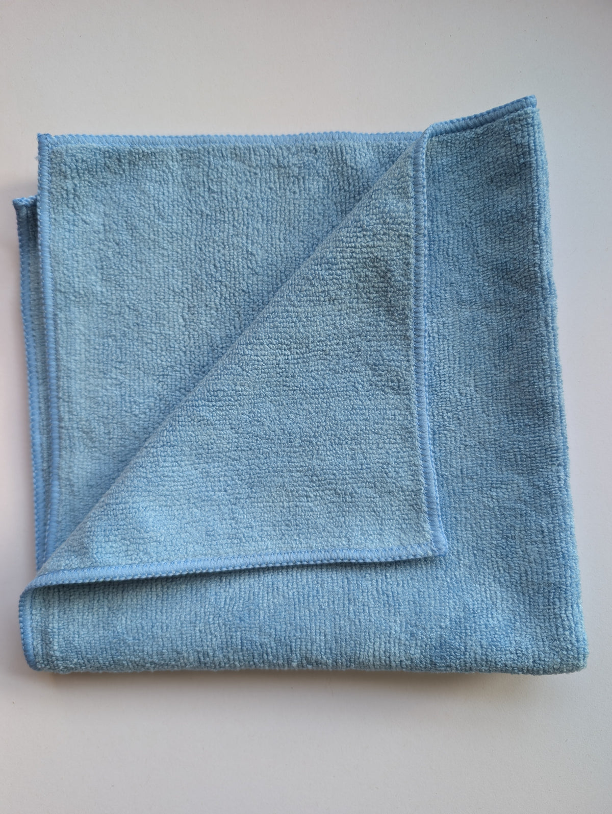 CleanBow premium microfibre cleaning cloths 40x40cm in blue